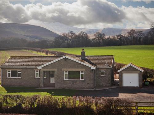 Brecon Casa | 3 Bed in Brecon Town BN037