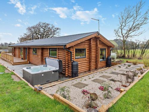 Underwood Casa | 3 Bed in Brinsley 93794