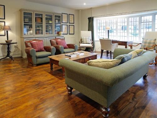 Alfriston Casa | 3 Bed in Eastbourne 57383