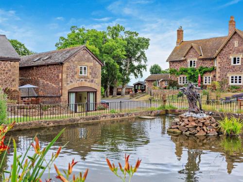 Fiddington Casa | 3 Bed in West Quantoxhead 96235