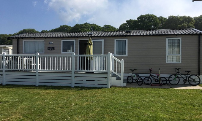 Christchurch Cabina | 3 Bed Luxury Mobile Home Hoburne Park Christchurch