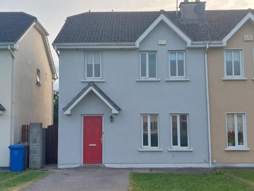 Bruff Casa | 3 bed semi-detached house in a quite estate
