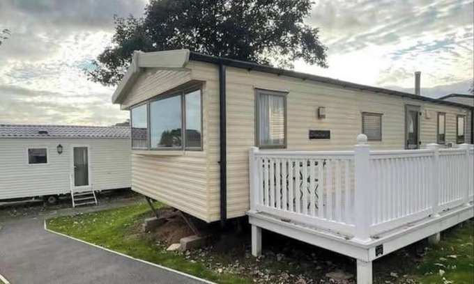 Exmouth Cabina | 3 Bed-Sleeps 8-Pet Friendly-Parking-Sea View