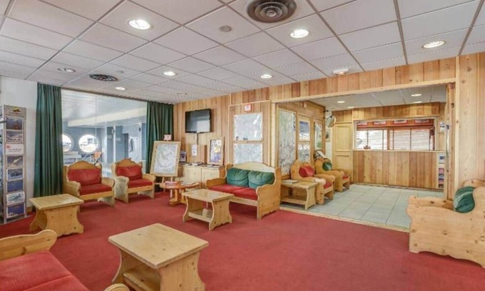 Val Claret Apartamento | Apartamento para 3 personas cerca de la pista con piscina cubierta climatizada y sauna