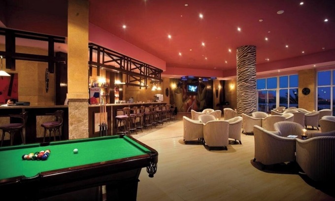 Sharm El Sheikh Chalet De Esquí | 3-bedroom chalet in Amwaj Oyoun Resort sharm elsheikh with AC families only