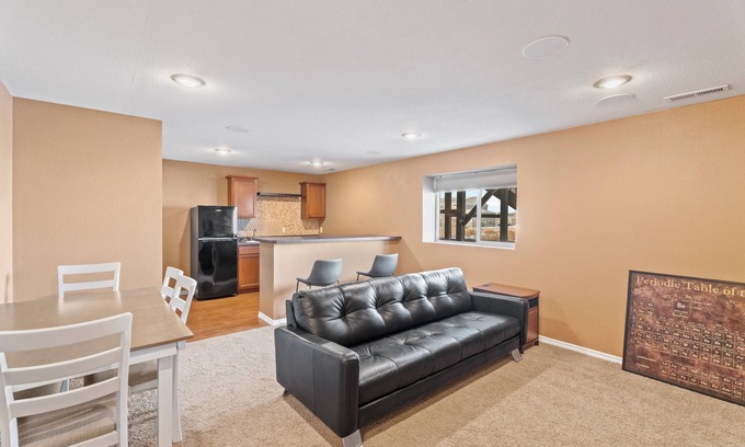 Bismarck Casa | 3-bedroom 2 1/2 bath 2 living room townhome in amazing north Bismarck