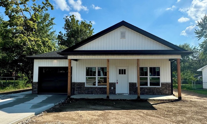 Hallsville Casa | 3-bedroom 2 bath New construction house in Hallsville