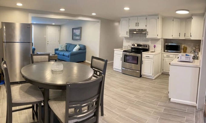 Harbinger Casa | 3 bedroom 2 bath Vacation Home near beach