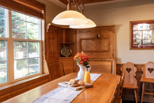 Midway Apartamento | 3 Bedroom 3 Bathroom Zermatt Villages 773 condo