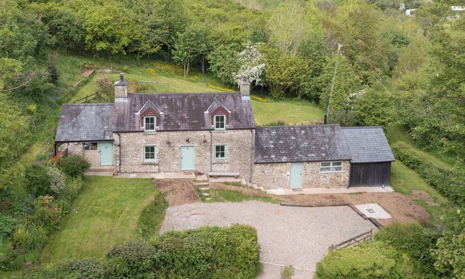 Llawhaden Cabaña | 3 bedroom accommodation in Llawhaden Narberth
