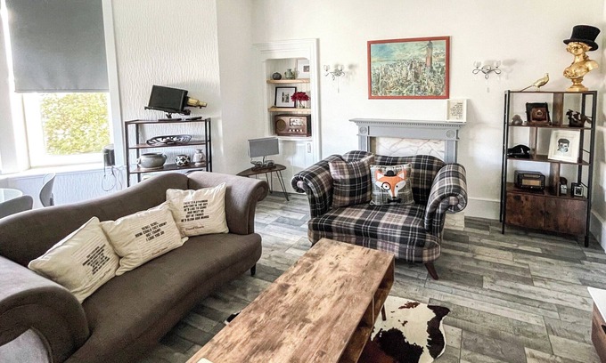 Rothesay Cabaña | A perfect island break for friends and family.