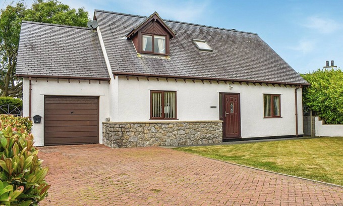 Bodorgan Cabaña | 3 bedroom accommodation in Bethel
