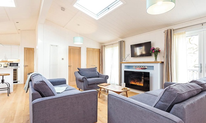 Ryde Chalet De Esquí | Alojamiento de 3 habitaciones en Wootton Bridge, Nr Cowes
