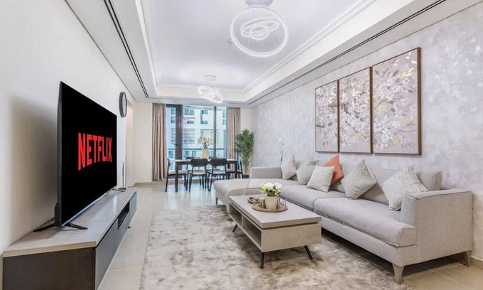 Jumeirah Lake Towers Apartamento | 3 Bedroom Lake View Apartment