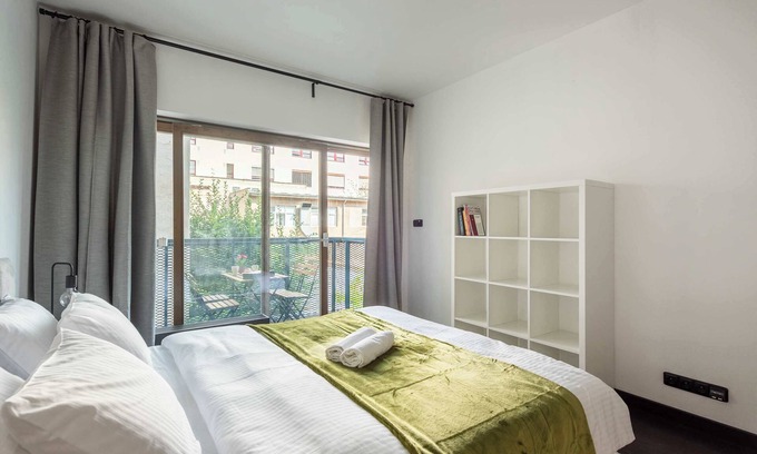 Karlin Apartamento | 3 bedroom apartment near center of Prague