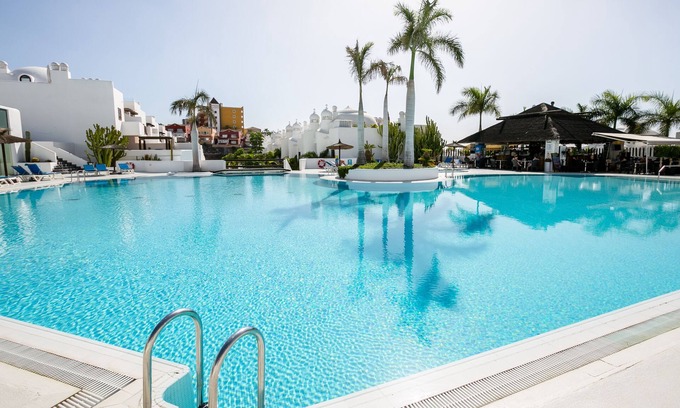 Costa Adeje Apartamento | Adeje Paradise with sunny terrace perfect for families
