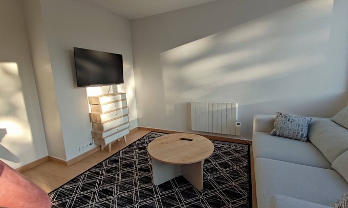 Estanove Apartamento | 3-bedroom apartment + balcony and parking