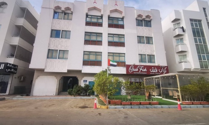 Mussafah Apartamento | 3-bedroom apartment in fabulous Abu Dhabi with AC, WiFi