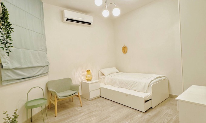 Mecca Apartamento | 3-bedroom apartment in brilliant Makkah with AC, WiFi