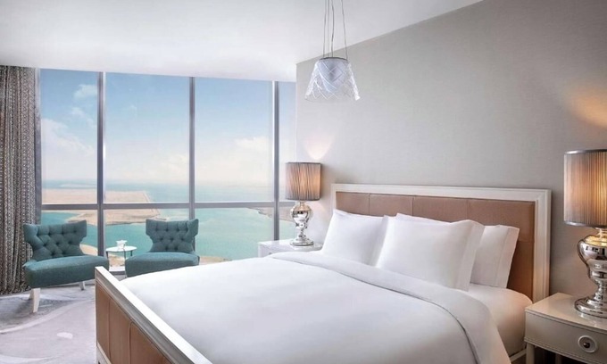 Abu Dhabi Apartamento | 3 Bedroom Apartment Sea View Near BinSina Pharmacy