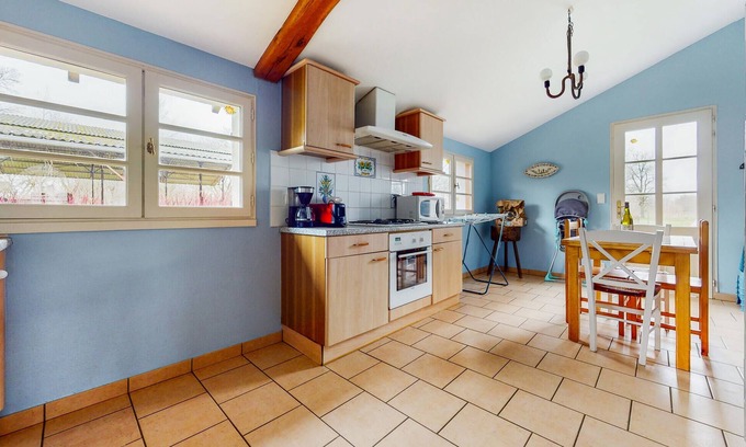 Villeherviers Casa | 3 bedroom awesome home in Villeherviers