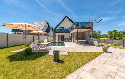 Gospic Casa | 3 Bedroom Awesome Home In Debelo Brdo