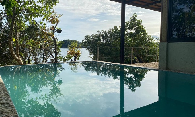 Coron Casa | 3 Bedroom Beach House with Pool