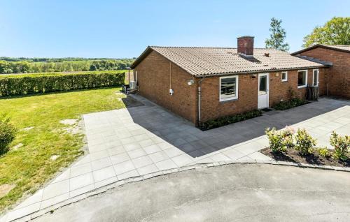 Ronne Casa | 3 Bedroom Beautiful Home In Rønne