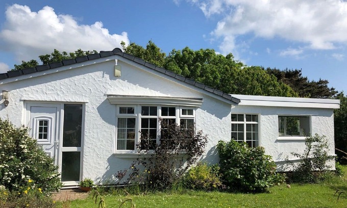 Rhosneigr Casa | Bungalow de 3 dormitorios con un gran jardín seguro cerca de las playas de arena