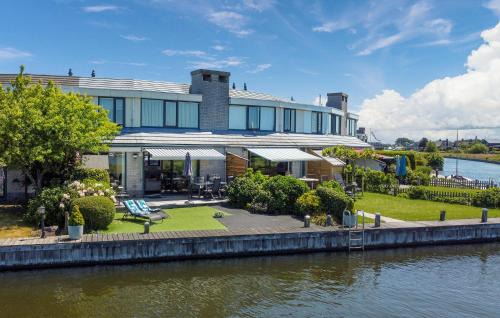 Lemmer Casa | 3 Bedroom Cozy Home In Lemmer