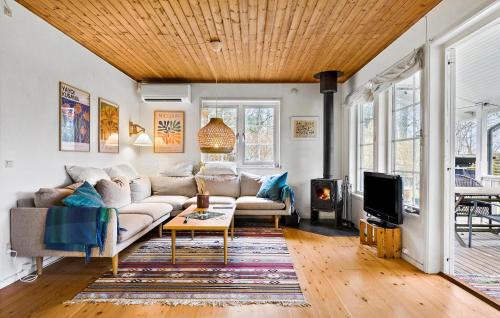 Melby Casa | 3 Bedroom Gorgeous Home In Melby