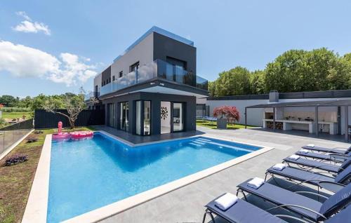 Sorici Casa | 3 Bedroom Gorgeous Home In Sorici