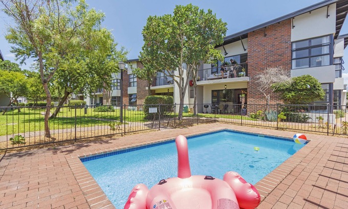 Cape Town Condominio | 3 Bedroom Holiday Home in Royal Ascot Estate Cape Town