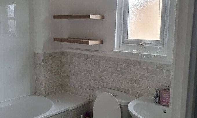 Grimsby Casa | 3 bedroom Home in Grimsby