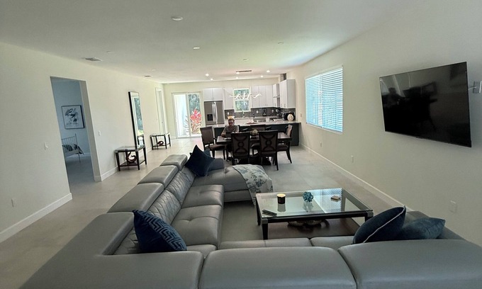 Fruitville Casa | 3-bedroom house in fabulous Sarasota with AC
