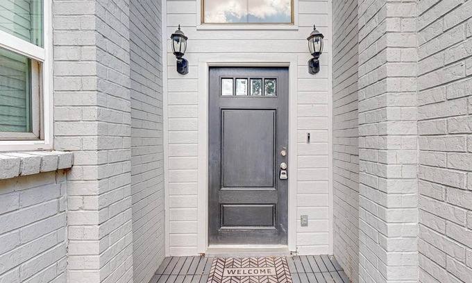 Irving Casa | 3-bedroom house in Las Colinas with AC