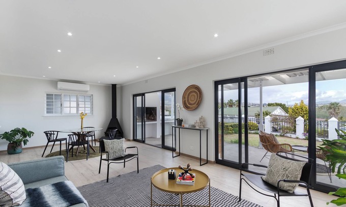 Raithby Casa | 3-bedroom house in lovely Raithby with AC, WiFi, fitness room