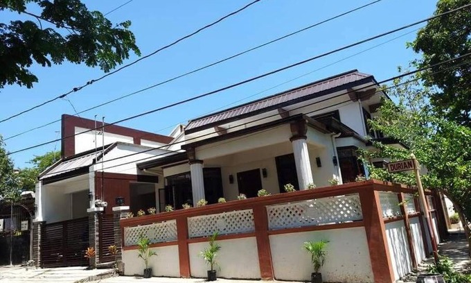 Alabang Apartamento | 3-bedroom House in Muntinlupa City