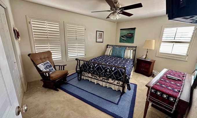 Kaw City Casa | 3-bedroom house in tranquil Kaw City with WiFi, AC