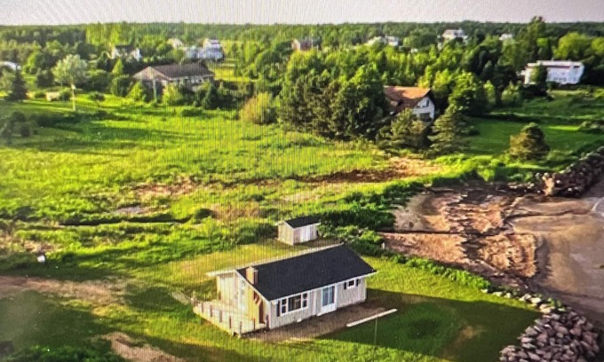 Grand-Digue Casa | 3-bedroom house on the Ocean minutes from Shediac with AC, WiFi, newly renovated