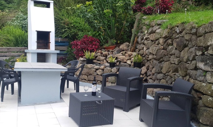 Faial Da Terra Casa | 3-bedroom house in charming Faial da Terra with WiFi