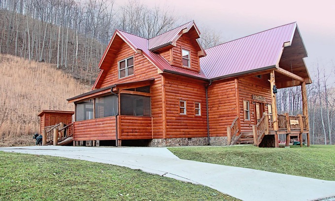 Pecks Mill Cabina | 3-Bedroom Master Deluxe