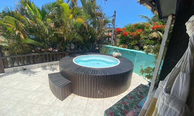 Humaita Casa | 3 Bedroom Oasis with Jacuzzi in the Center of Búzios