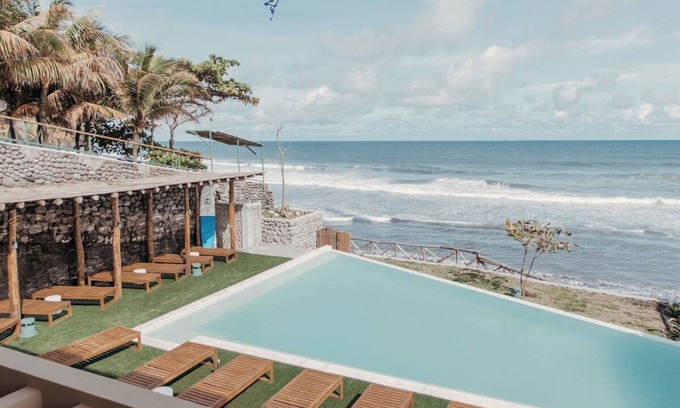 El Zonte Condominio | 3 bedroom ocean view apartment