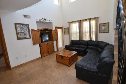 El Dorado Ranch Casa | 3-bedroom Pool Side Vacation villa