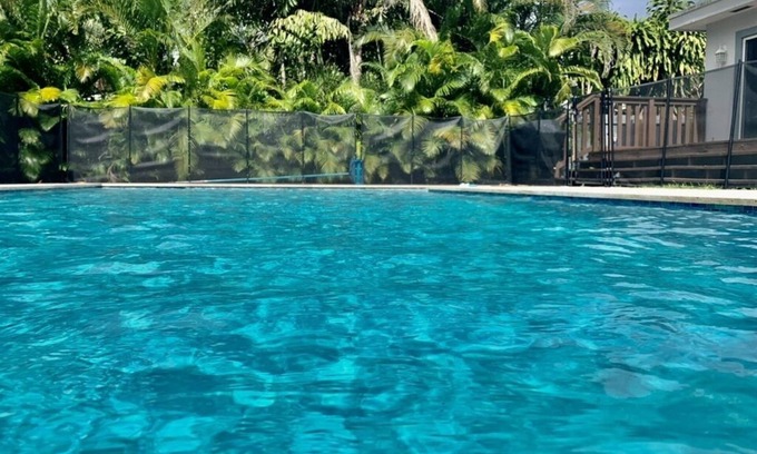 South Middle River Villa | 3-Bedroom Pool Home in Fort Lauderdale, walking distance to Wilton Manors