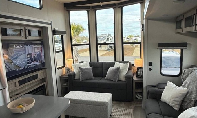 Foley Casa | 3-bedroom RV in charming Foley with WiFi, AC