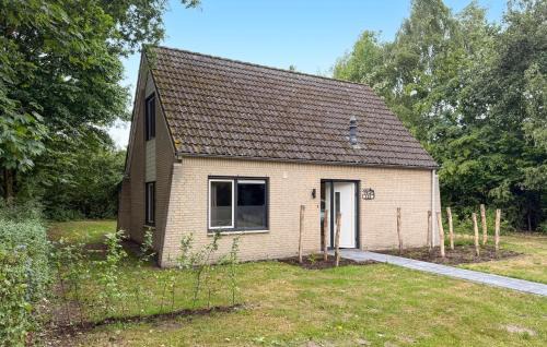 Hoeven Casa | 3 Bedroom Stunning Home In Hoeven