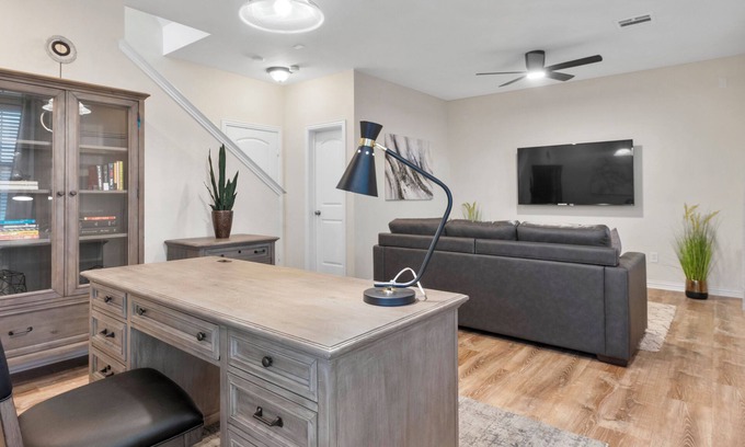Lewisville Casa | 3-Bedroom Townhome in Lewisville with huge yard!