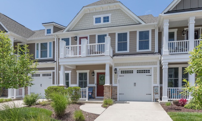 Bayside Casa | 3 Bedroom Townhouse in Amenity Rich Bayside Resort